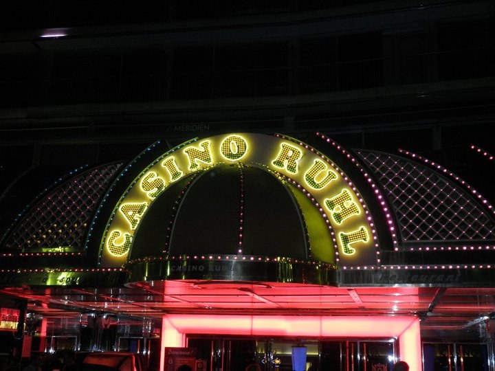 Casino Ruhl Nice by night